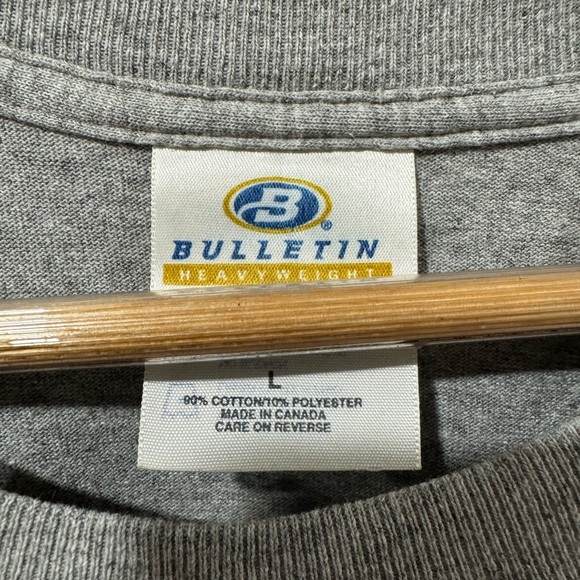 Vintage Team Canada Hockey Squad Locker T-Shirt - Picture 4 of 6